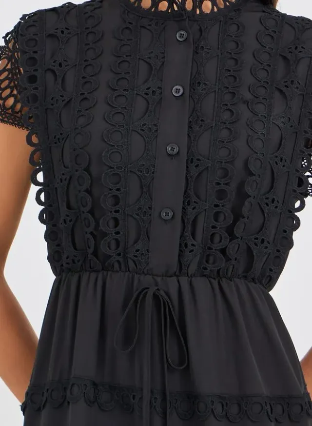 Tiered Lace Short Sleeve Maxi Dress – image 4