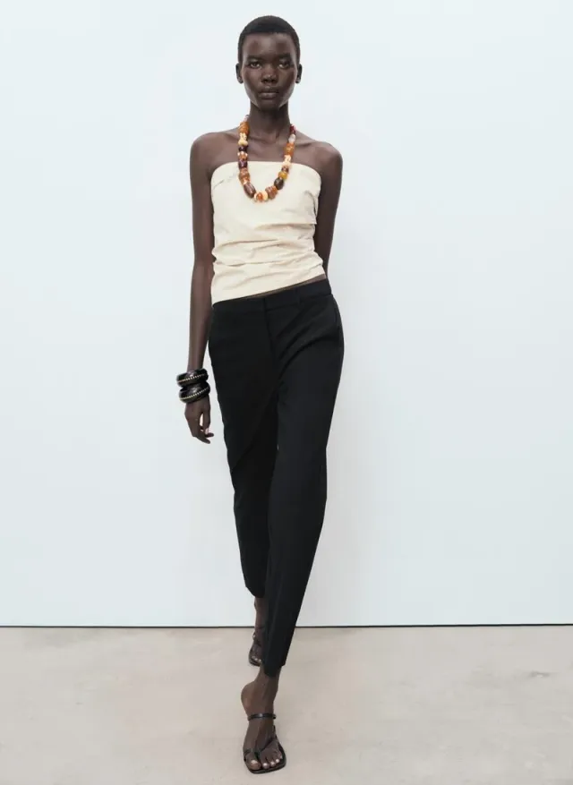 Straight-Cut Cropped Trousers Black