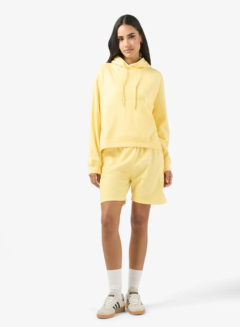 Fleece Crew Neck Sweatshirt and Shorts Set Yellow