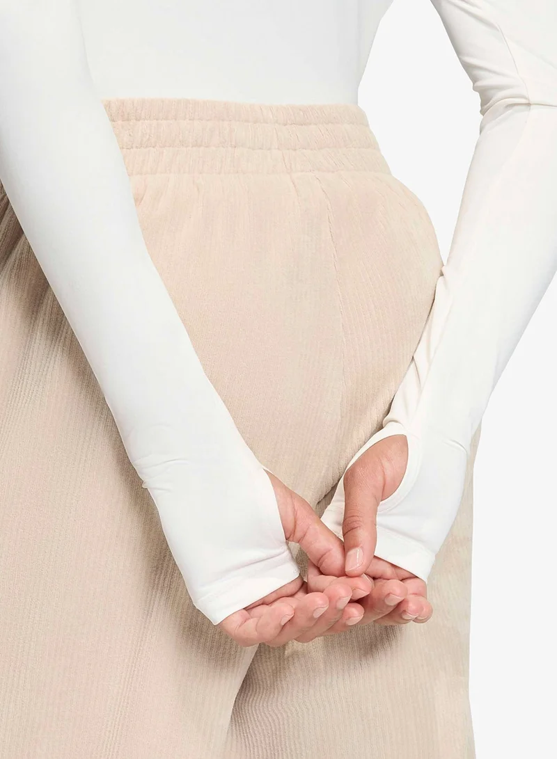 Off-Shoulder T-Shirt Beige