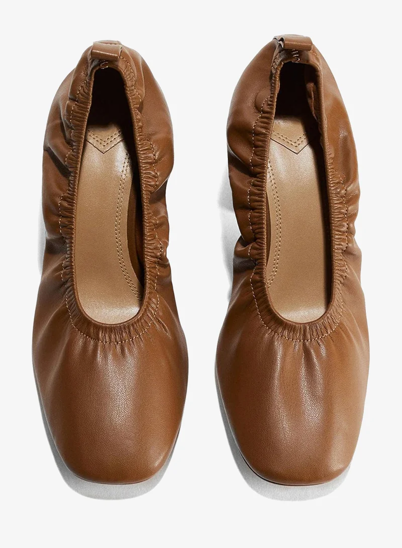 Block Heel Court Shoes Brown