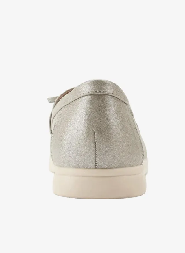Women's Slip-On Loafers with Bow Accent - Flat Heel, Round Toe – image 5