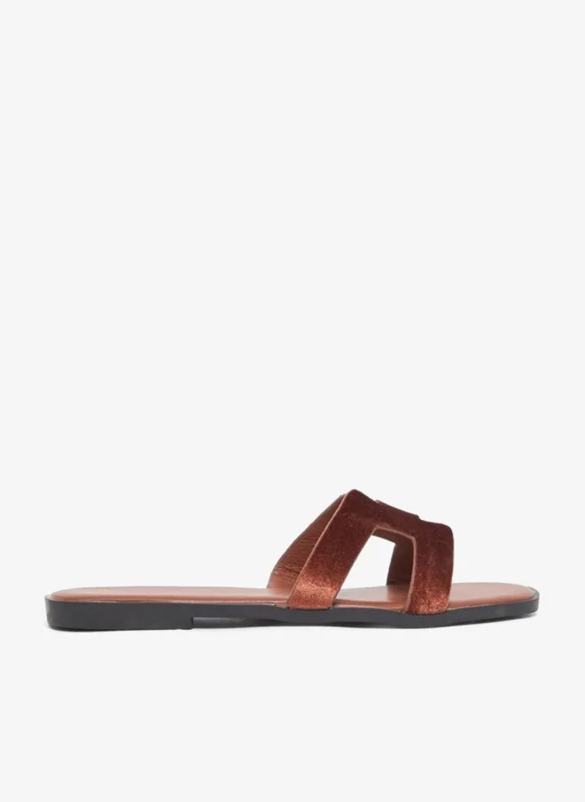 Flat Sandals Brown