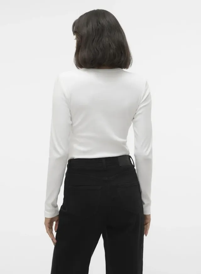 Vero Moda Women's Long-Sleeve O-Neck Tight Fit Top – image 4