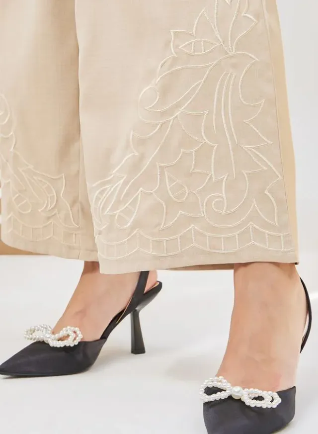 Embroidered Tailored Wide Leg Pants – image 3