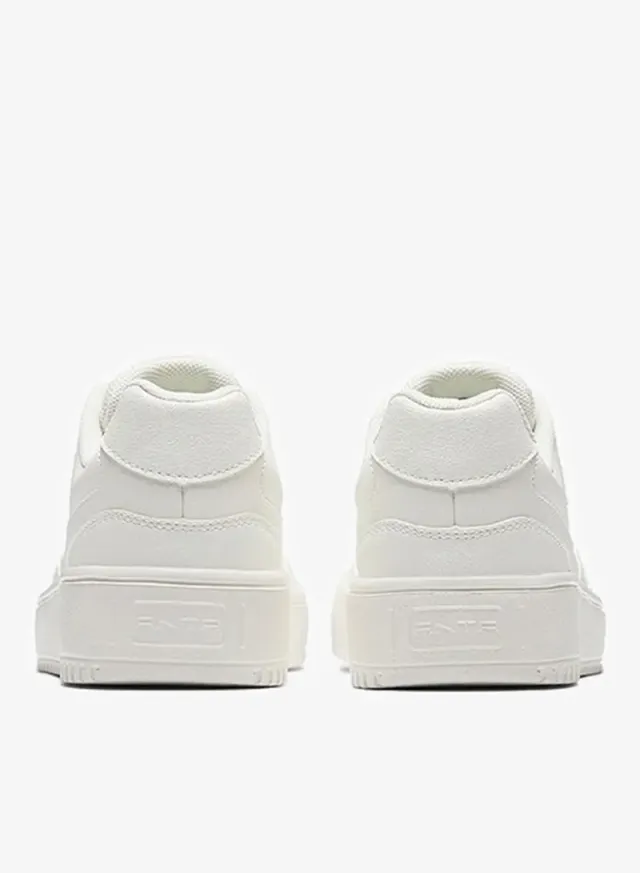 Women’s Classic Low-Top Board Sneakers Beige – image 4