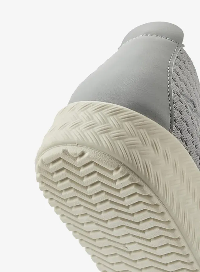 Women's Slip-On Sports Shoes – image 5