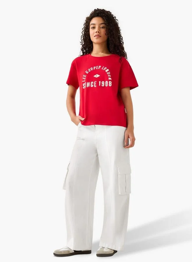 تيشيرت قطني بطبعة شعار Lee Cooper أحمر