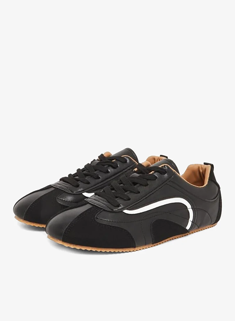 Black Retro Lace Up Sneakers