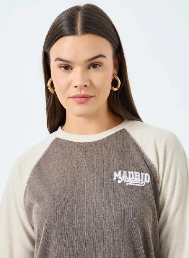 Styli Oversized Raglan T-Shirt White – image 4