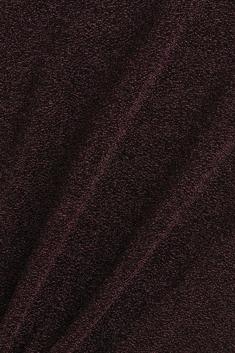 بنطلون لامع وبراق