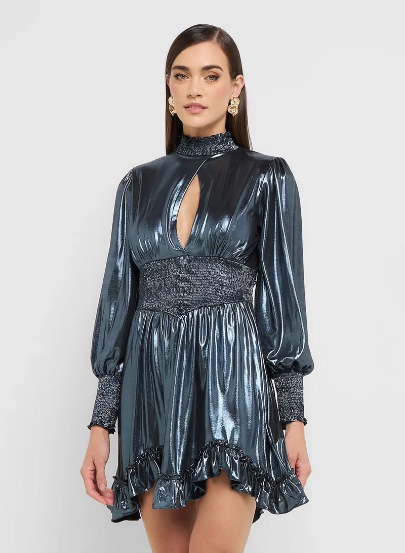 Eclat Luxe Metallic Keyhole Pleated Dress