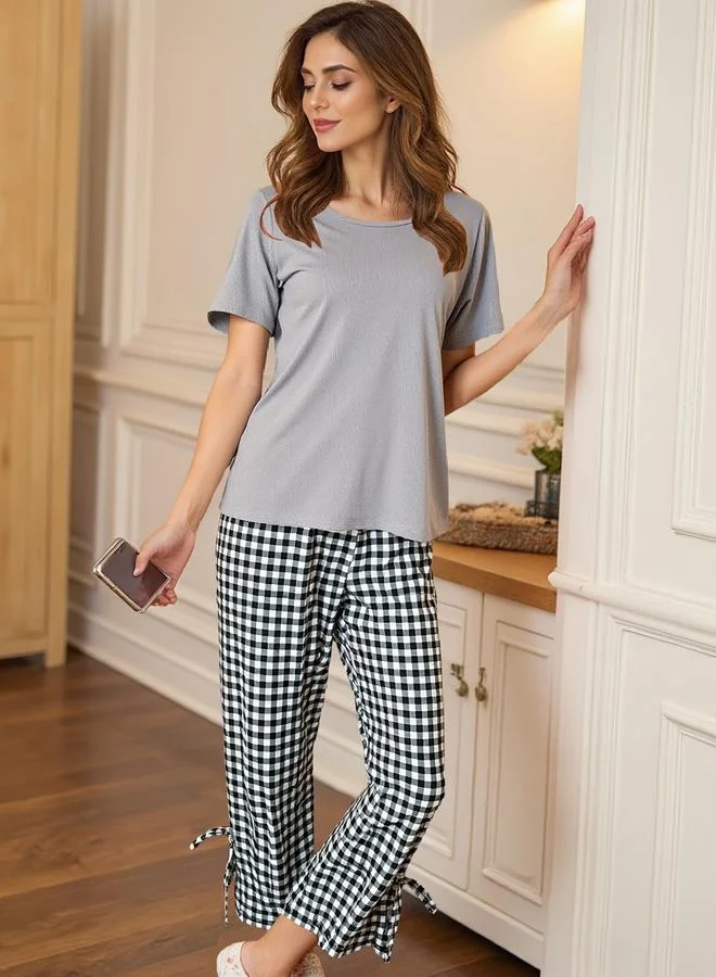 Short Sleeve T-Shirt and Checked Pyjama Set Grey