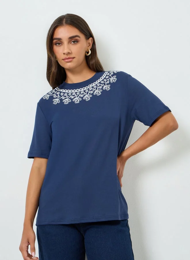 Women's Floral Embroidered T-Shirt Deep Slate Blue