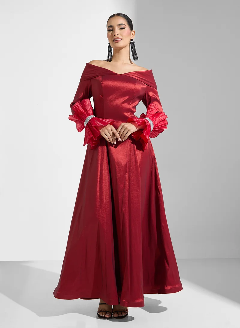 Elegant Off-Shoulder Evening Gown