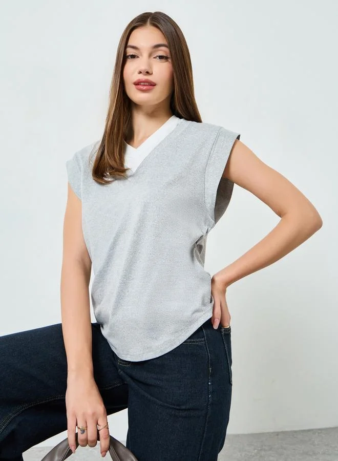 Contrast Neckline Sleeveless T-Shirt Grey