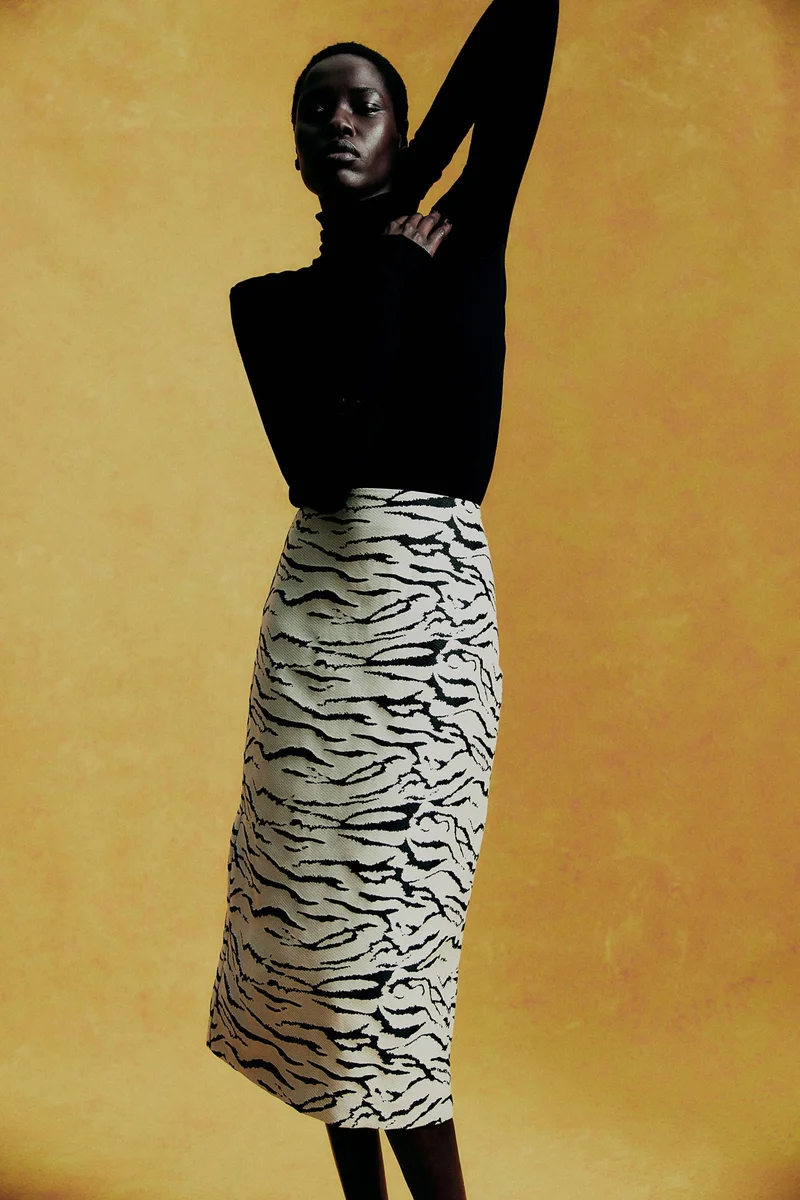 Jacquard-Weave Skirt Peach-Yellow