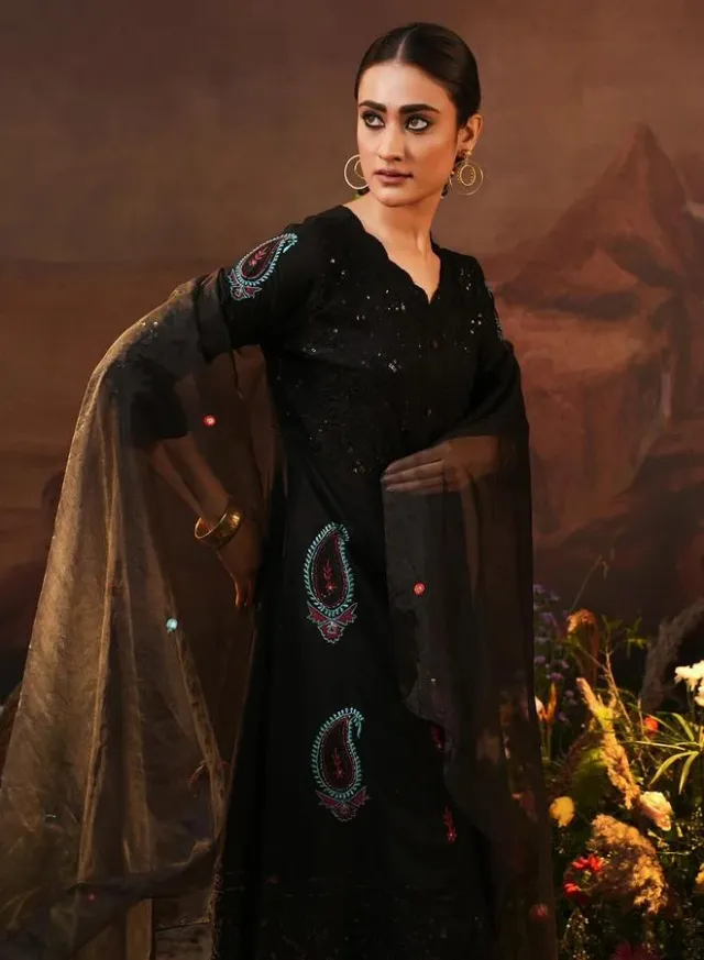 Women's Rayon Embellished 3-Piece Kurta Set - Black – image 6