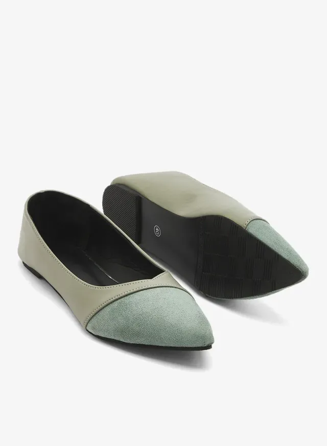Two-Tone Suede Ballet Flats – image 3