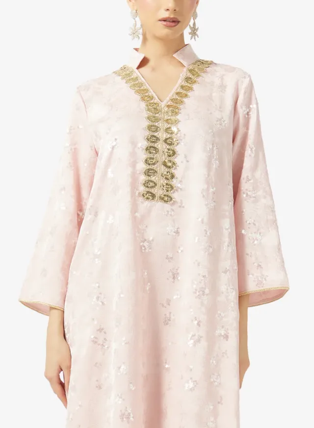 Embroidered Jalabiya Pink – image 3