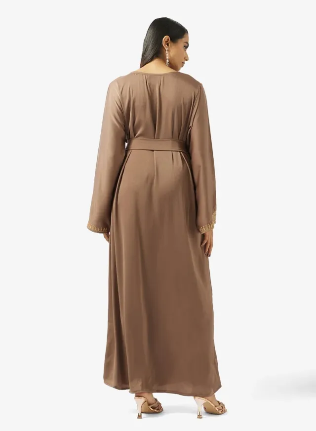 Embroidered Belted Jalabiya – image 2