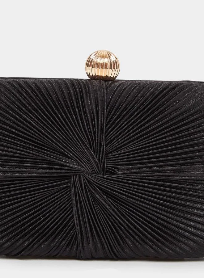 Pleated Clutch Bag with Chain Strap Black